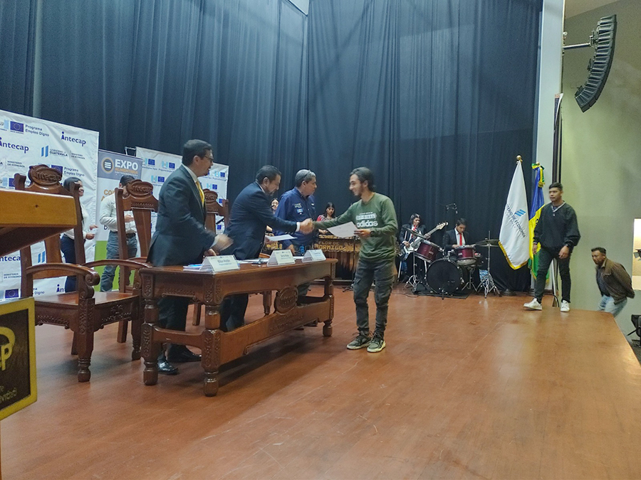 Clausura del curso “Formación de Instructores para organizaciones” en Guatemala